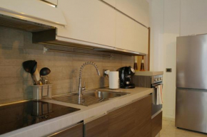 BWR - Two-room apartment near the station, Venini
